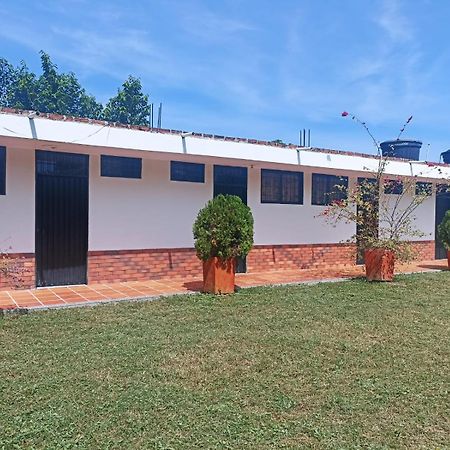 Hotel El Chino Villanueva  Екстер'єр фото